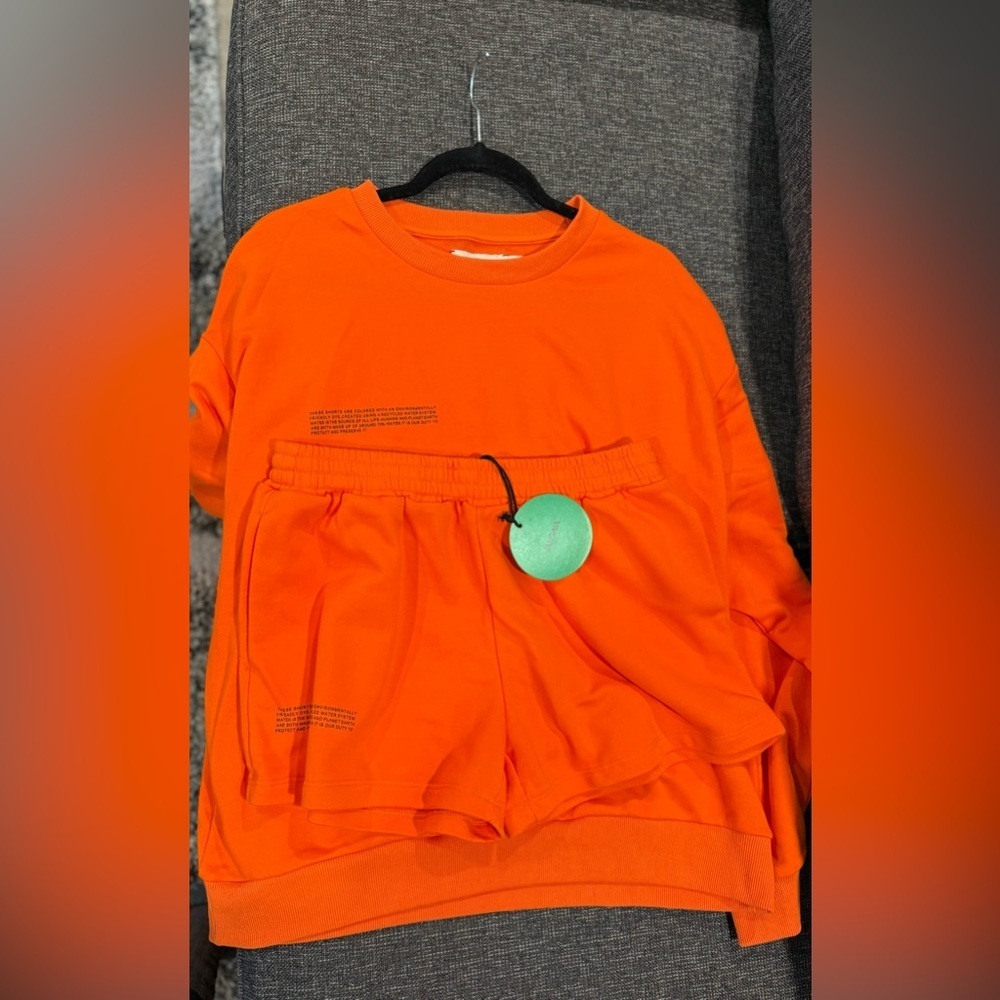 Pangaia Vibrant Orange Set — image 3 of 8